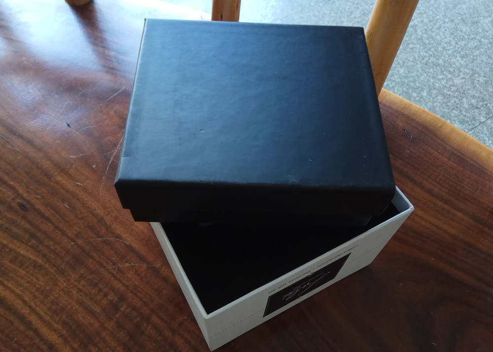 Classic Black / White Hard Gift Boxes For Precious Jewelry 12cm X 12cm