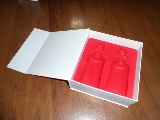 Custom size design and printing rigid gift box that for suitable packing the oil, chocolate, candy, coffee, cosmetic